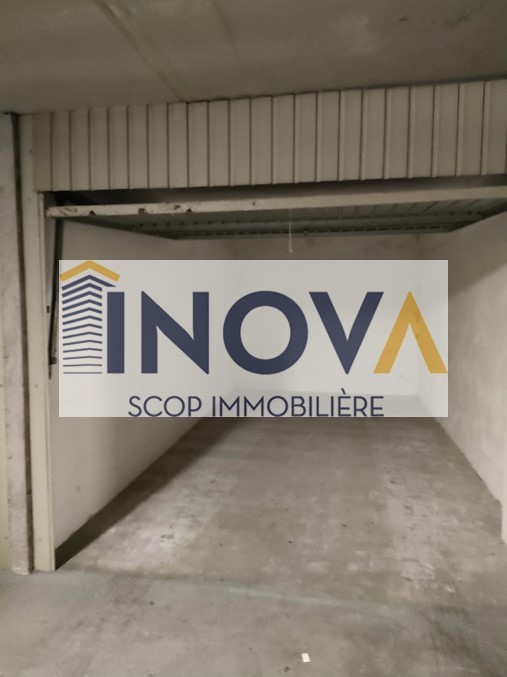 GARAGE 15 M²
